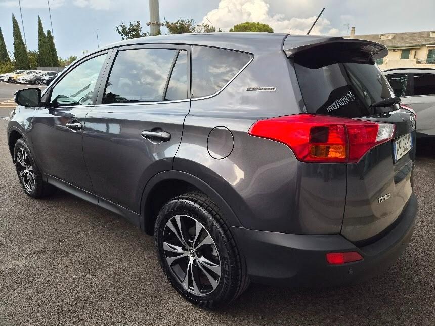 Toyota RAV 4 RAV4 2.0 D-4D 2WD Style