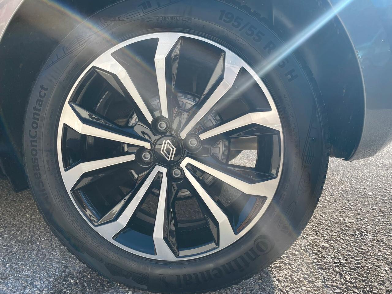 Renault Clio TCe 90 CV 5 porte Techno