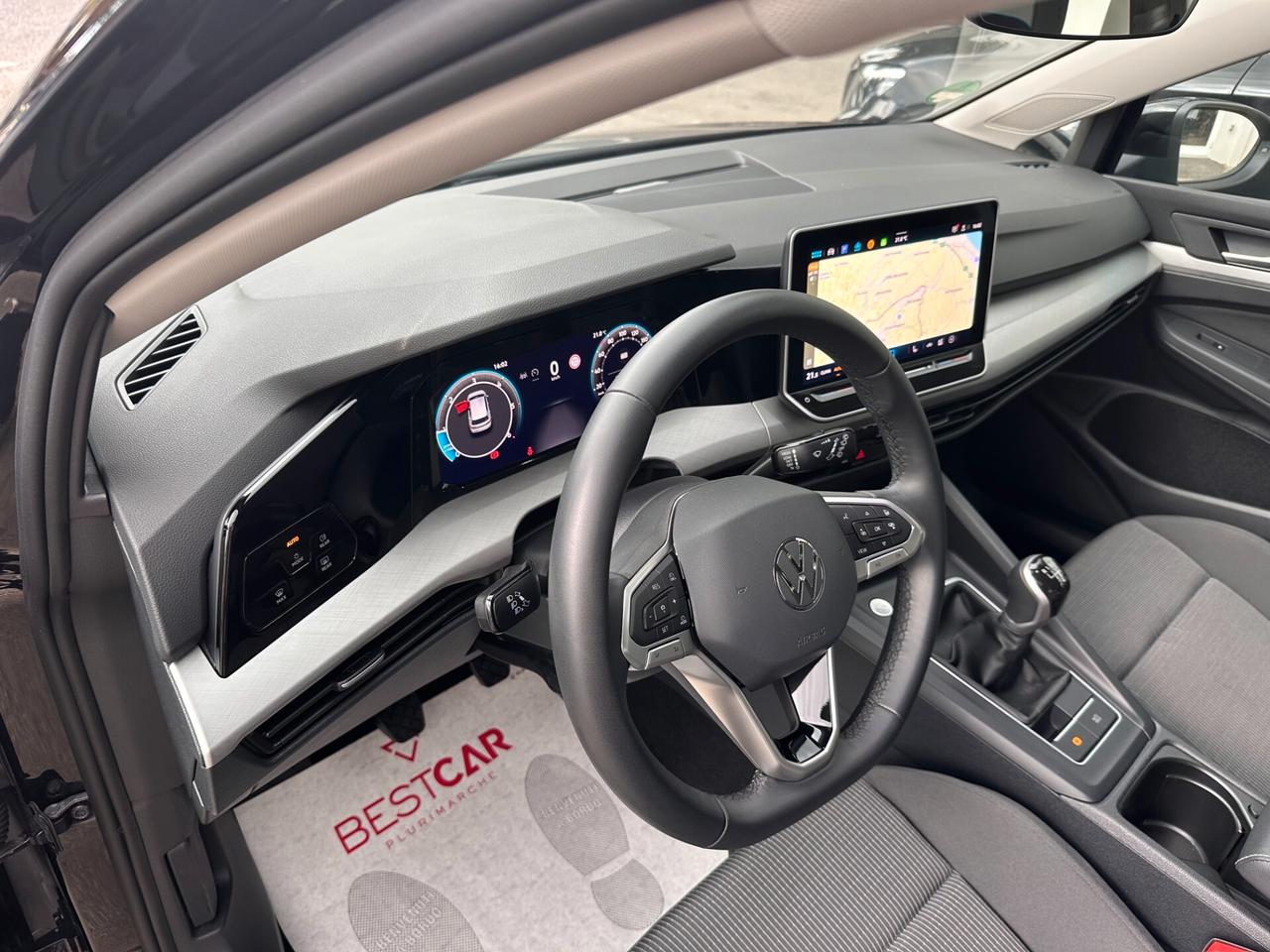 Volkswagen Golf RESTYLING 8.5 - 2.0 tdi 115cv. 5 anni di Garanzia