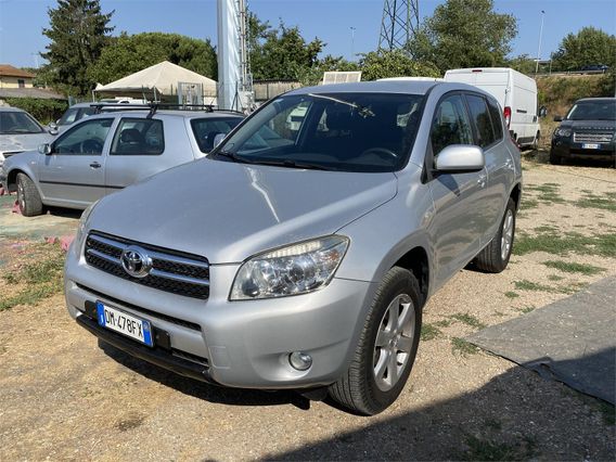 TOYOTA RAV4 4WD