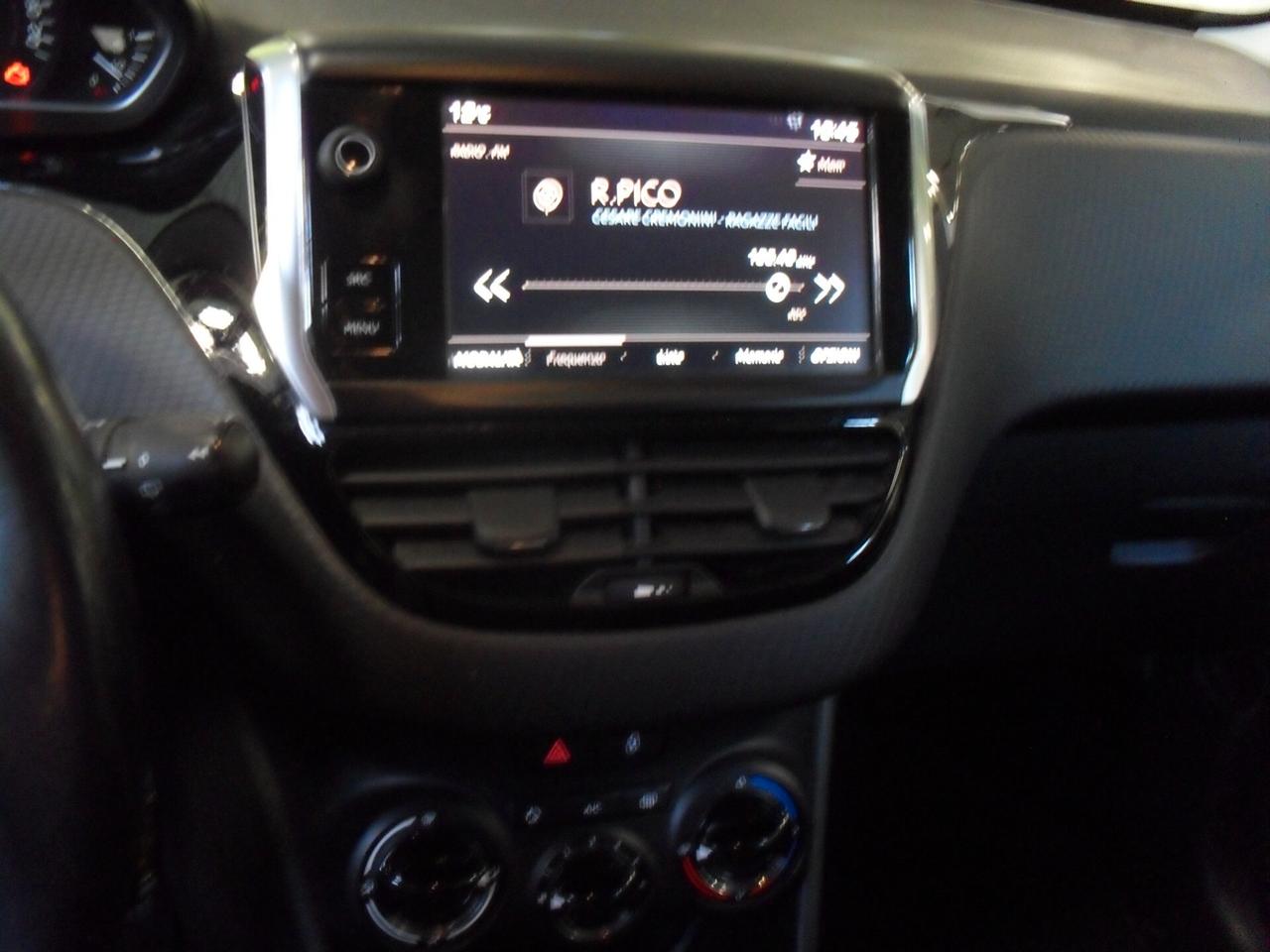 Peugeot 2008 BlueHDi 100 Active