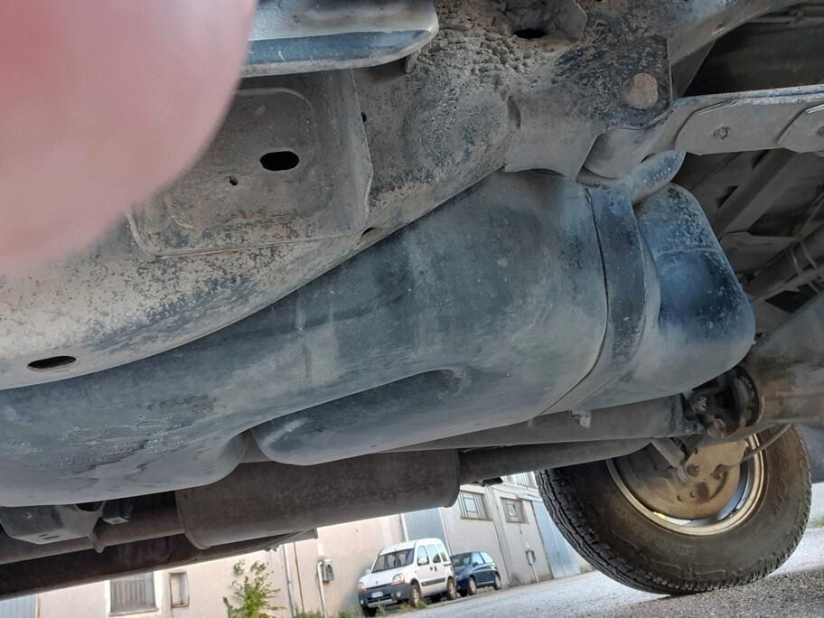 Nissan Navara (D40) 2.5 dCi 174CV 4WD Cab. Singola