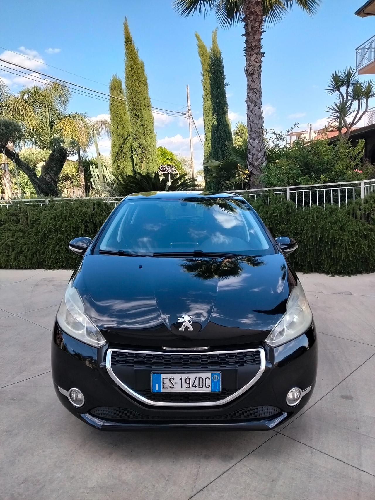Peugeot 208 1.2 VTi 82 CV 5 porte Allure