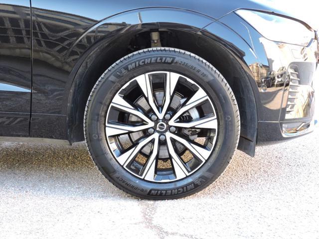 VOLVO XC60 B5 AWD automatico Plus Dark Aziendale