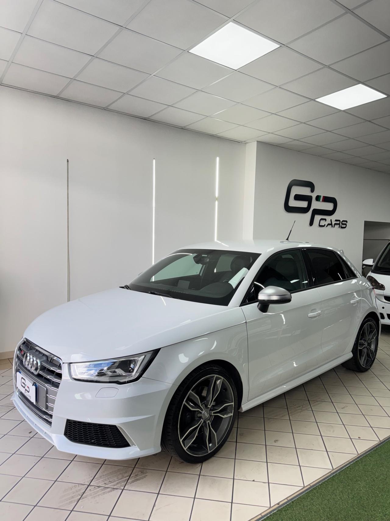 Audi A1 S1 2.0 TFSI quattro