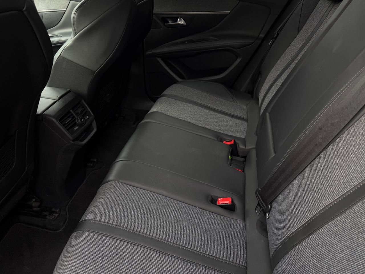 Peugeot 3008 PureTech Turbo 130 S&S Allure