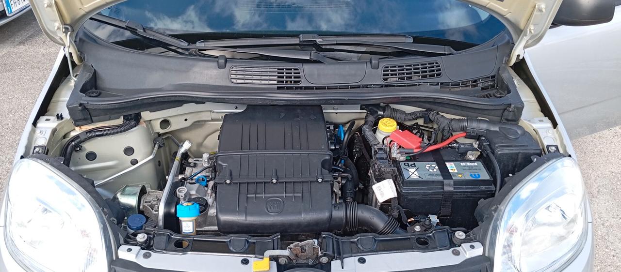 Fiat Panda 1.2i 69 CV-Garanzia-Neopatentati