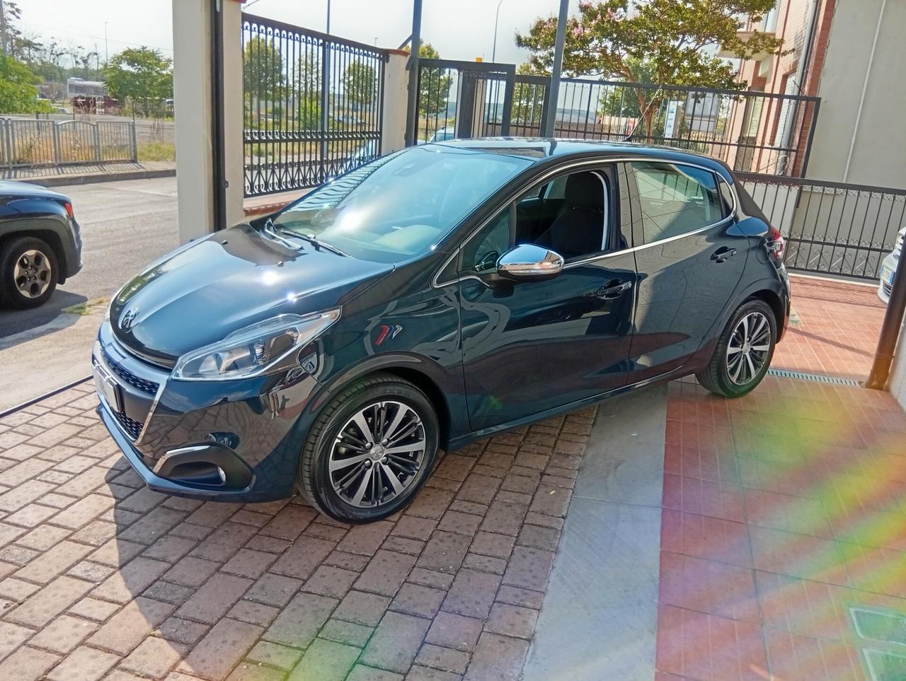 Peugeot 2008 BlueHDi 75 Cv 5 Porte