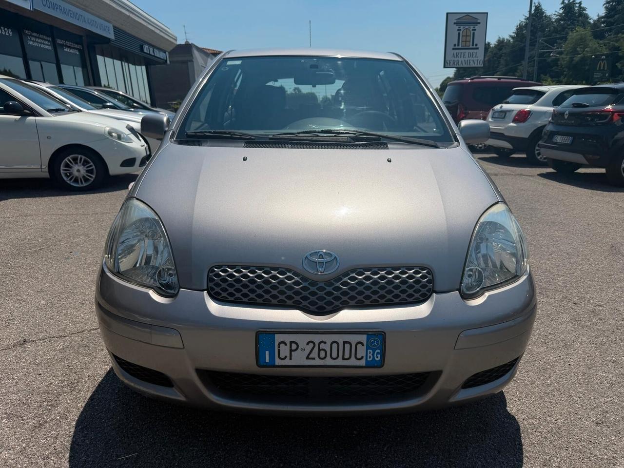 Toyota Yaris 1.4 tdi D-4D cat 5 porte