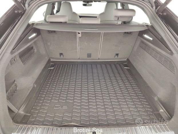 Audi Q8 SQ8 TDI quattro tiptronic sport attitude
