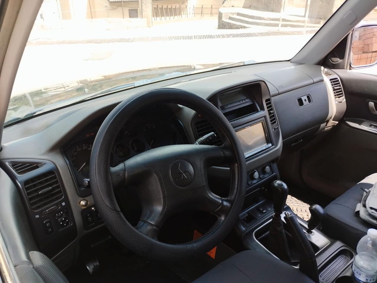 Mitsubishi Pajero 2.5 TDI 3p. GLX