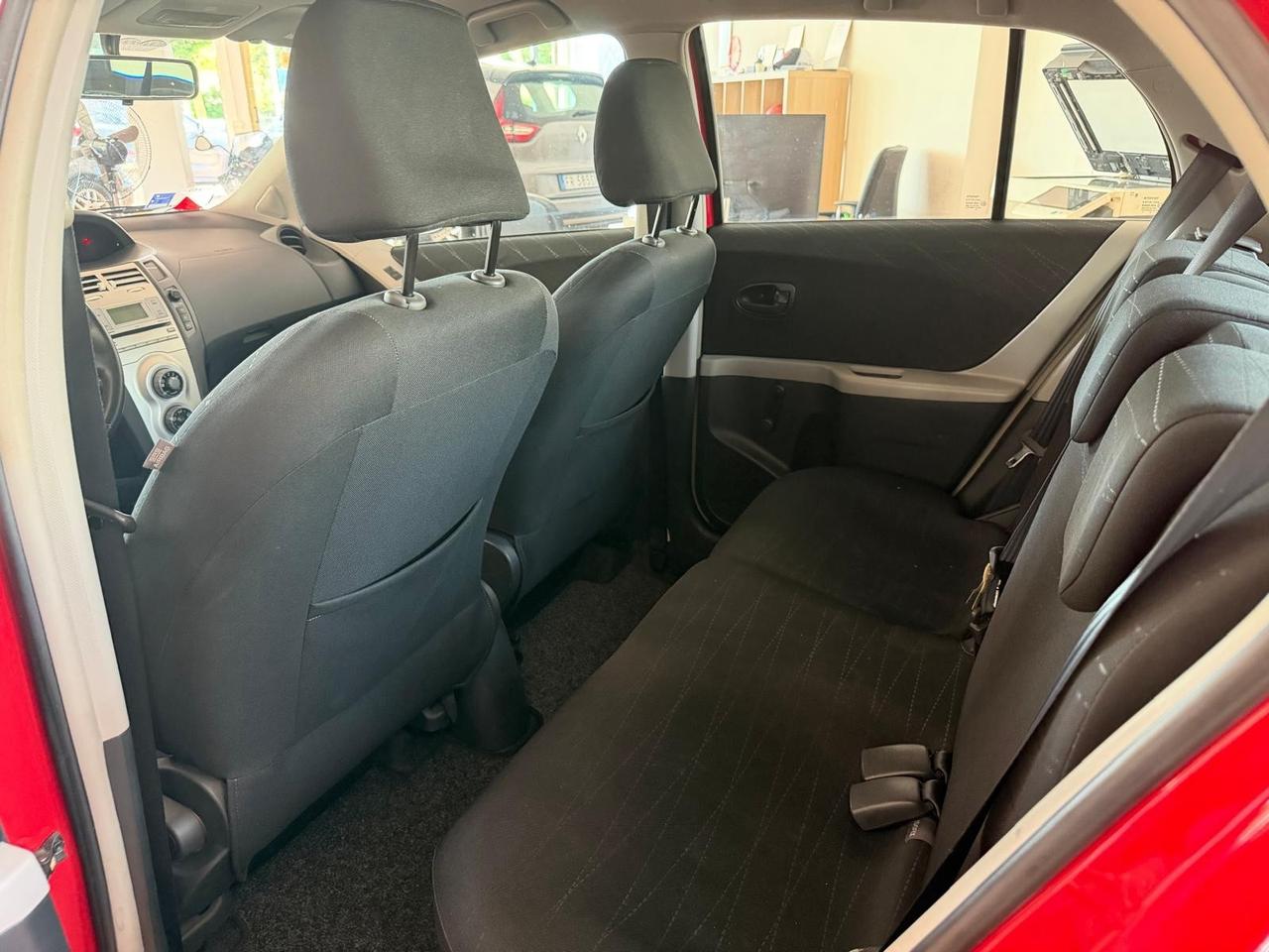 Toyota Yaris 1.0 benz 2007