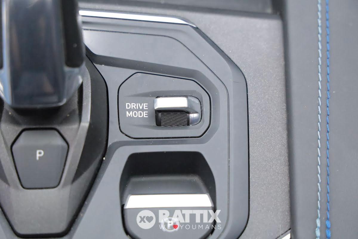 Lynk & Co 01 1.5 td phev + tetto apribile