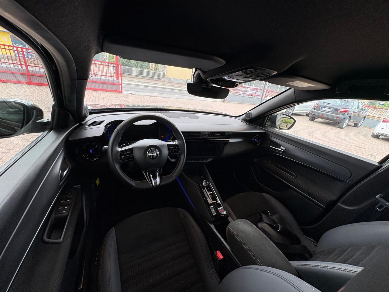 Alfa Romeo Junior 1.2 MHEV Intensa #50491