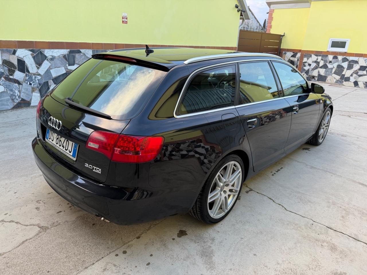 Audi A6 Avant 3.0 V6 TDI quattro S-Line Full optional