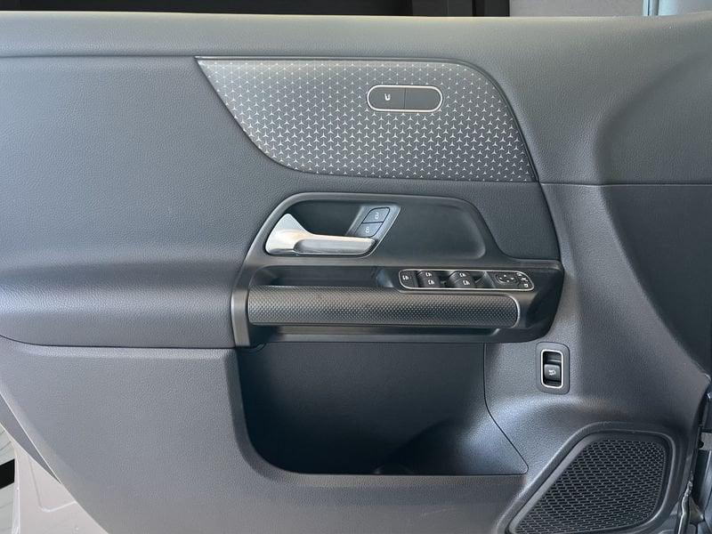 Mercedes-Benz GLA GLA 180 d Advanced