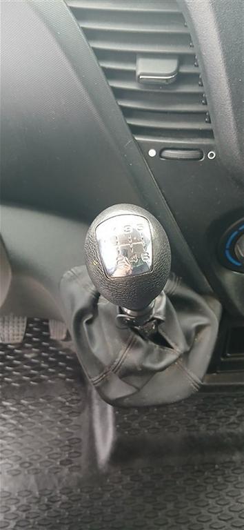 Iveco Daily 35 C14S 3750 cab.