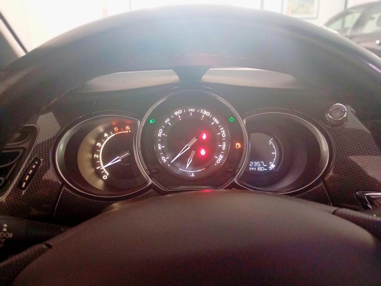 Ds DS3 DS 3 1.6 e-HDi 90 airdream So Chic Cabrio