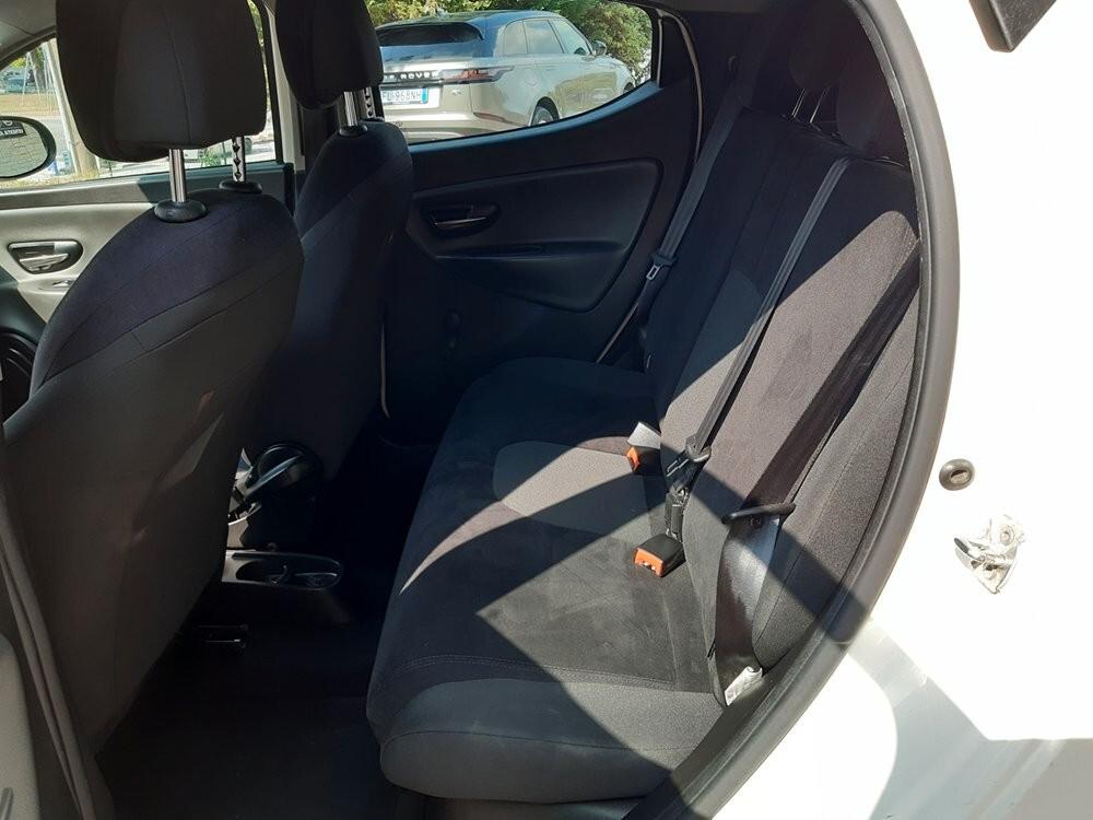 Lancia Ypsilon 1.2 GPL 69 CV 5 porte Elle NEO PATENTATI