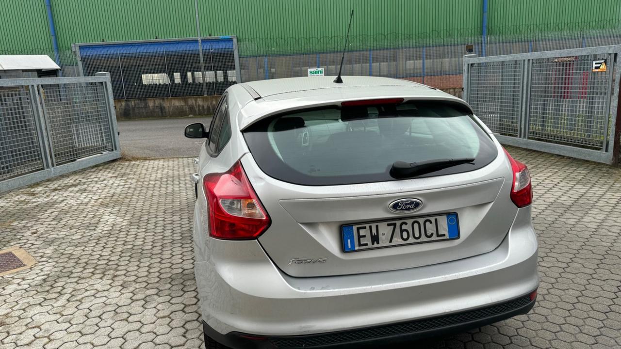 Ford Focus 1.6 TDCi 115 CV Titanium 6 marce