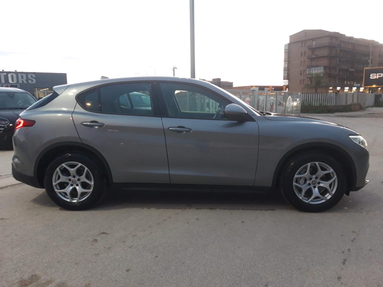 Alfa Romeo Stelvio 2.2 Turbodiesel 160 CV AT8 RWD Business