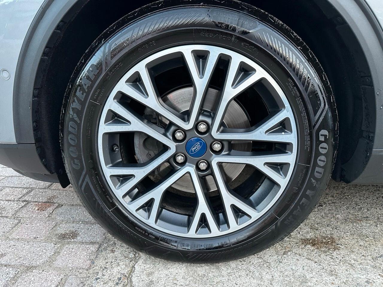 Ford Kuga 1.5 EcoBlue 120 CV aut. 2WD Titanium Business