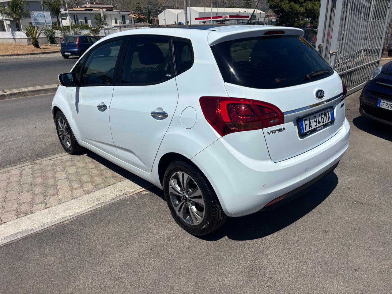 Kia Venga 1.4 CRDi 90 CV S&S High Tech