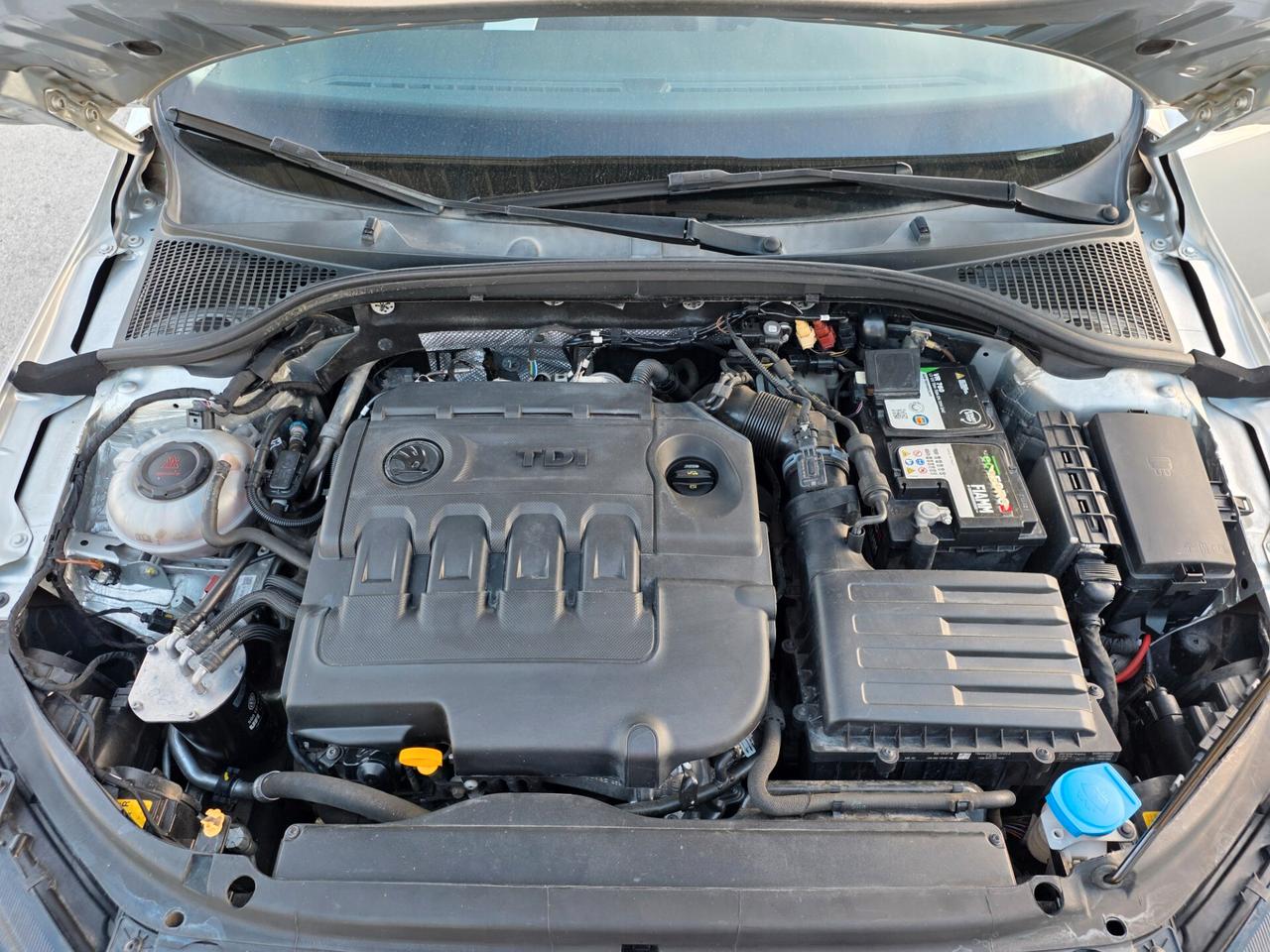 Skoda Octavia 1.6 TDI 115CV DSG Wagon