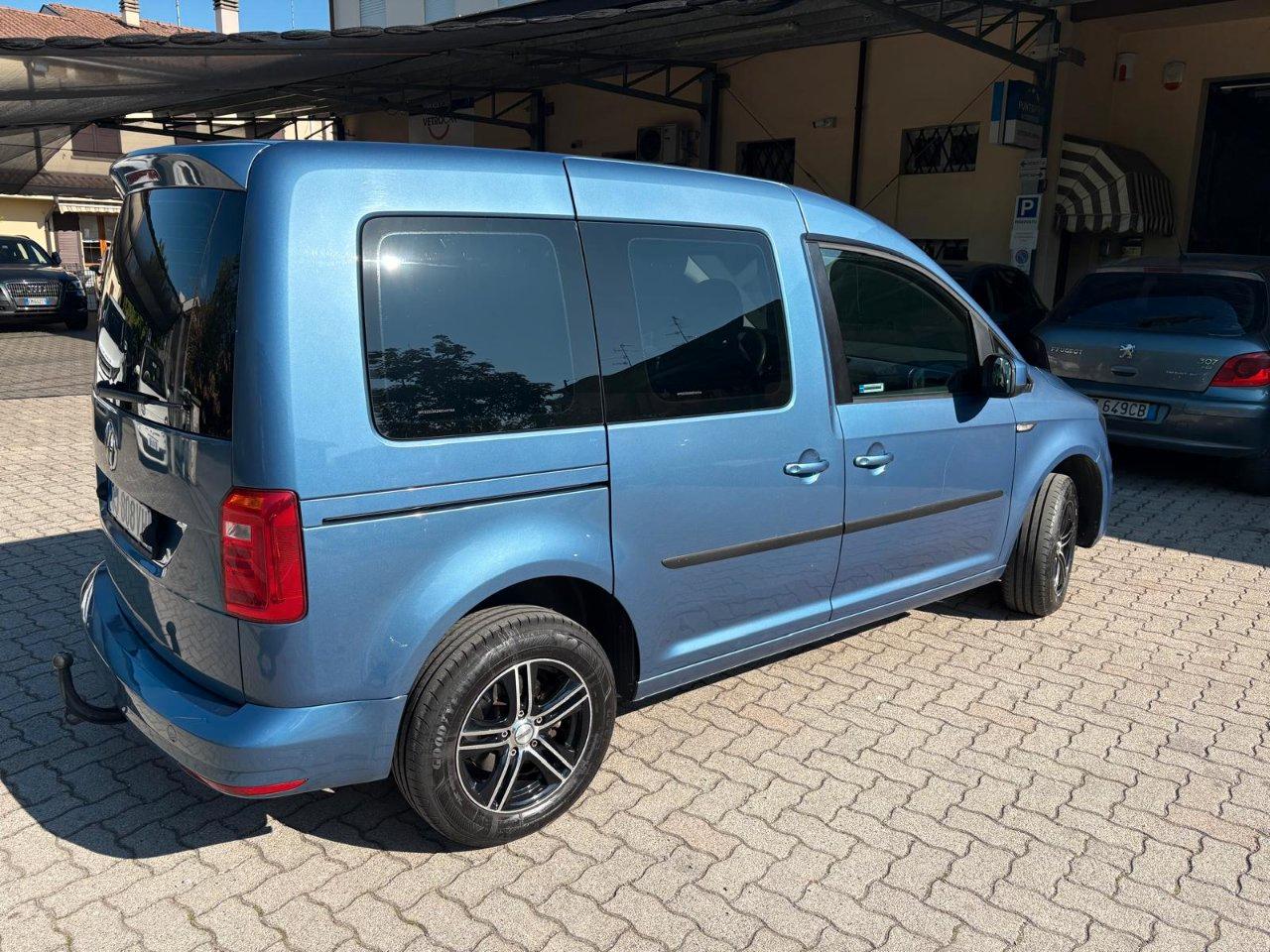 VOLKSWAGEN Caddy 2.0 tdi 102cv E6 GANCIO OK NEOPATENTATO