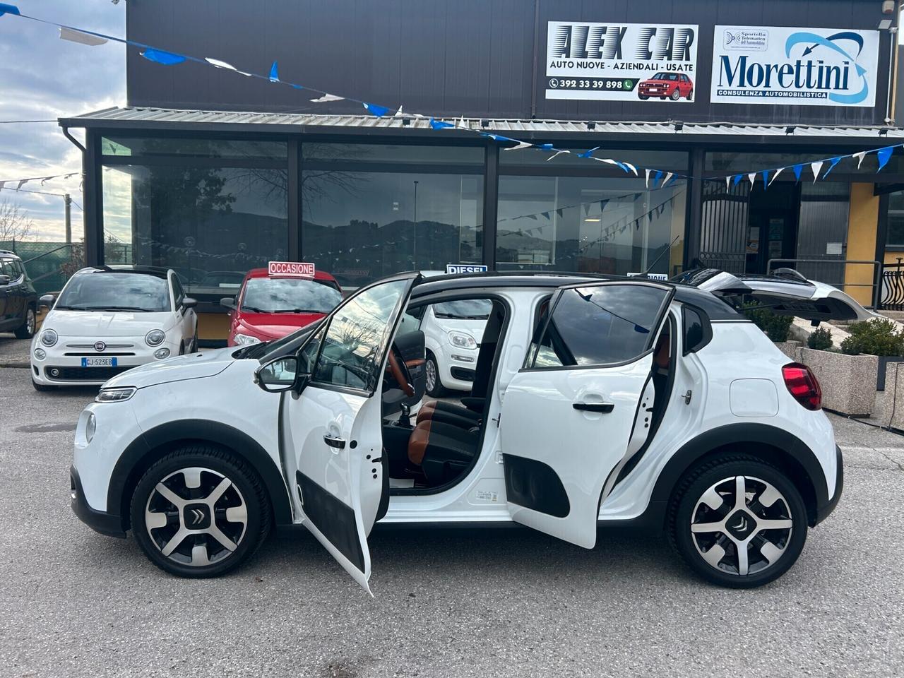 " UNA CHICCA " Citroen C3 PureTech EAT6 ELLE s