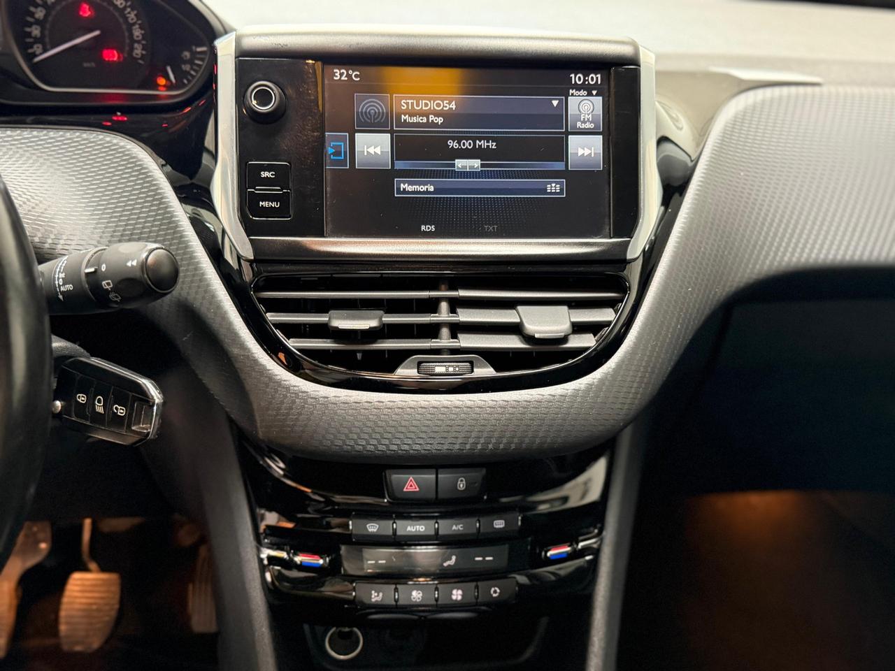 Peugeot 208 PureTech 82 3p. GPL Active