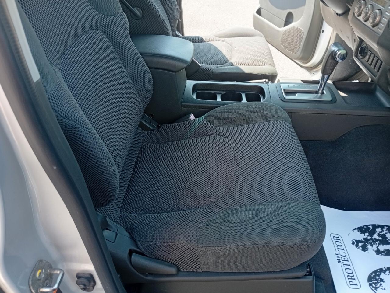 Nissan Navara 2.5 dCi 4 porte Double Cab