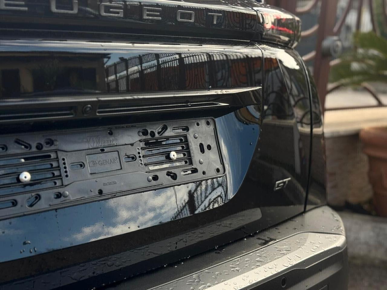 Peugeot 2008 PureTech 130 S&S EAT8 GT