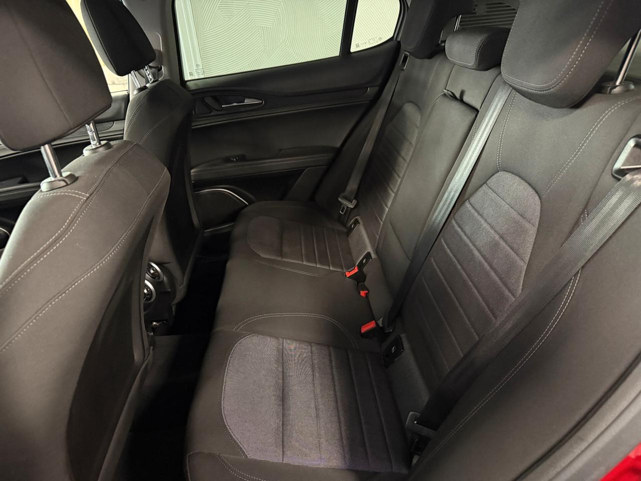 Alfa Romeo Stelvio 2.2 Turbodiesel 160 CV AT8 RWD Business