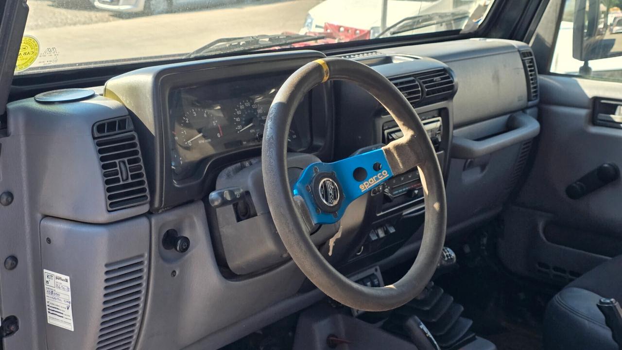 Jeep Wrangler 4.0 cat Hard top (EU)