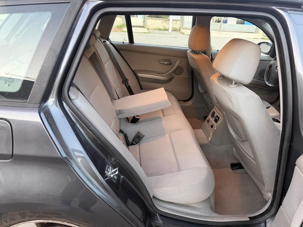 BMW 320D 163CV 6 MARCE MANUALE COMERCIANTI