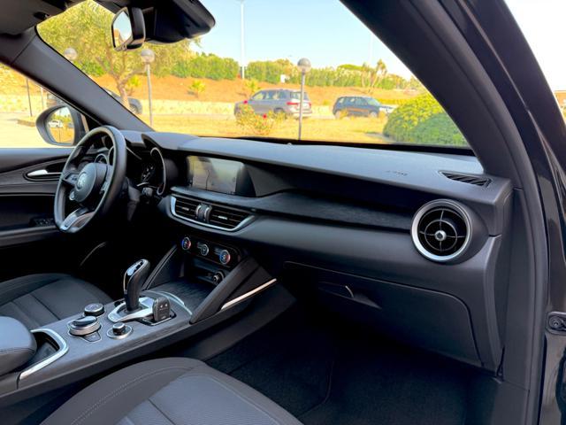 ALFA ROMEO Stelvio 190CV Q4 19'' BLACK+RETROCAMERA+2PDC+PACKBLACK