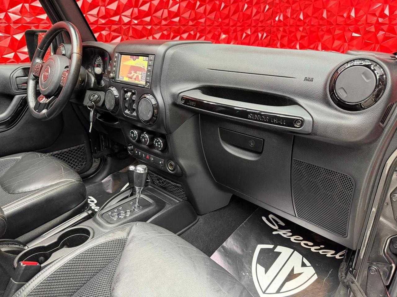 Jeep Wrangler Unlimited 2.8 CRD DPF Sahara Auto Night Eagle