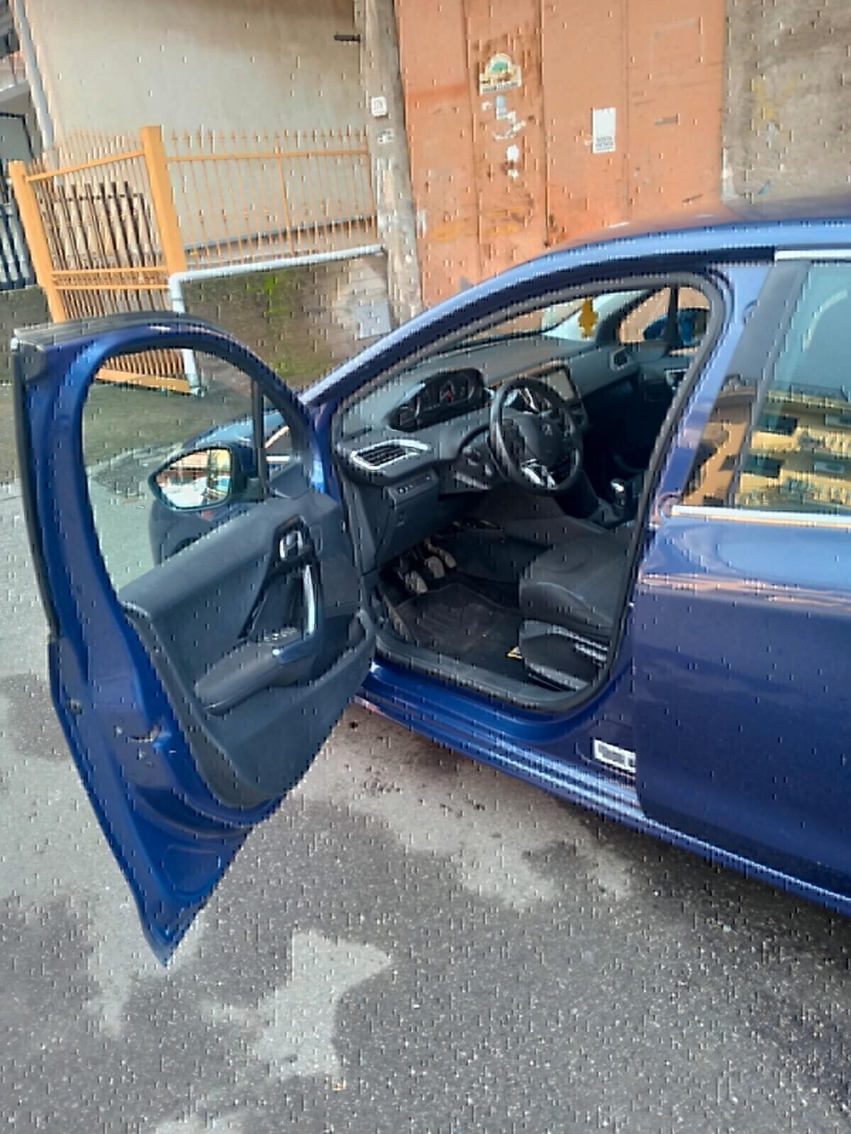 Peugeot 208 1.6 e-HDi 92 CV Stop&Start 5 porte Allure