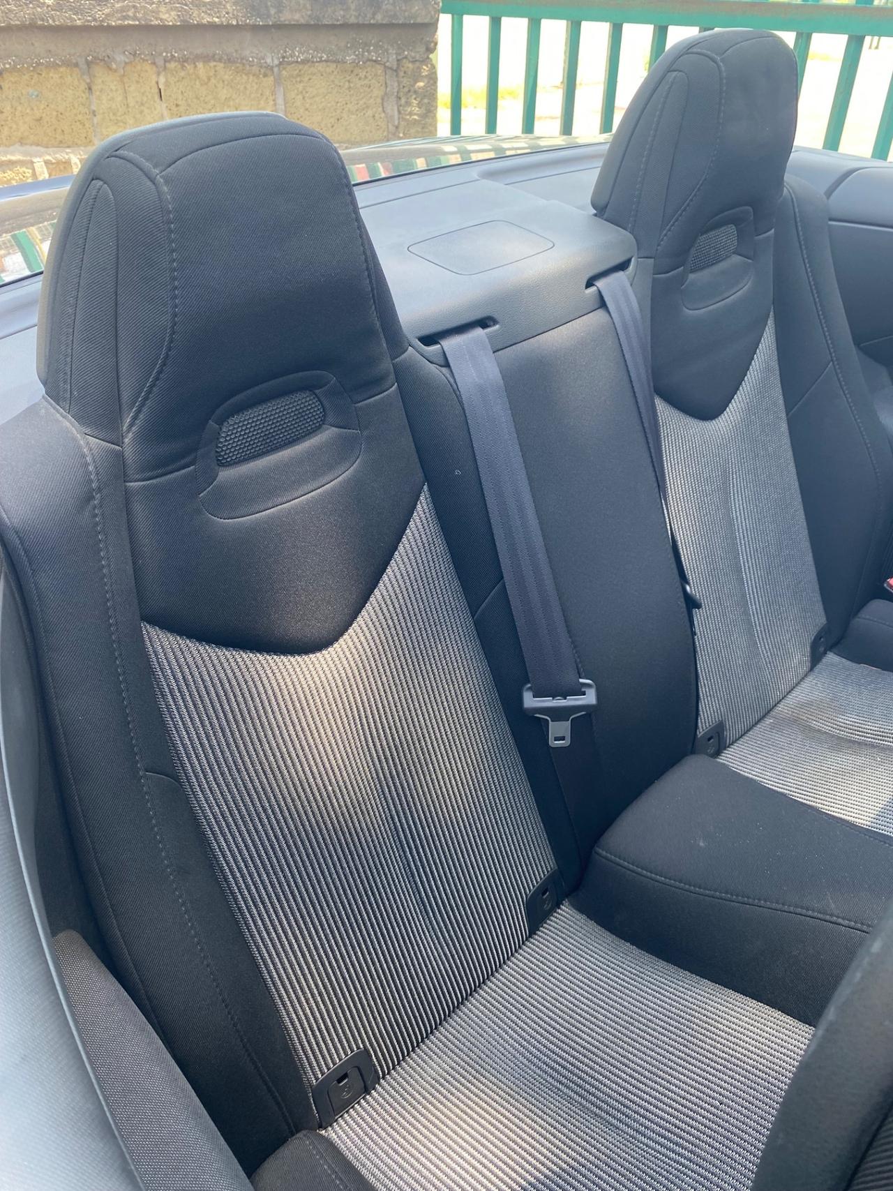 Peugeot 308cc 1.6 HDI Anno 2013 60000 Km