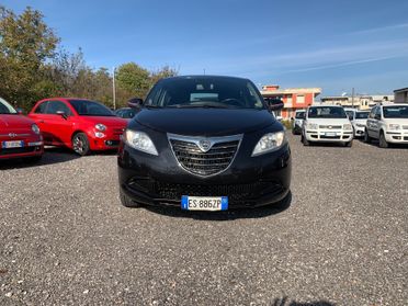 Lancia Ypsilon 1.3 Multijet 95cv 5p - 2013