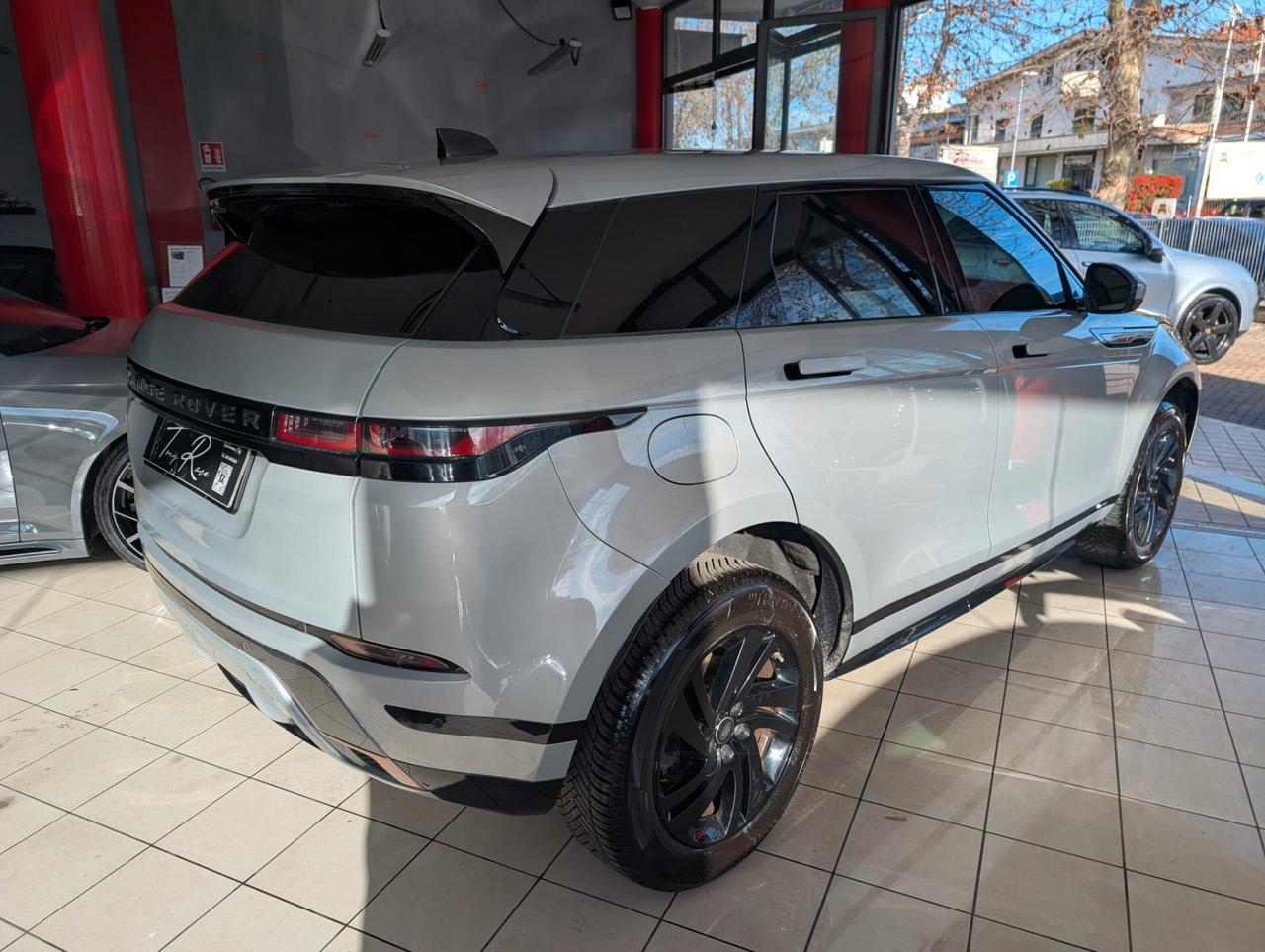 Land Rover Evoque 2.0 R-Dynamic 180CV AWD full