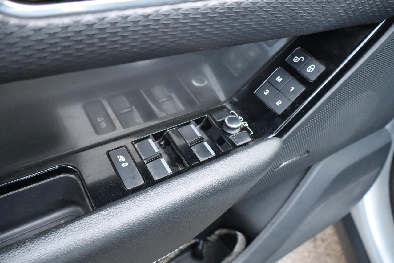 Land Rover Range Velar 2.0D I4 240 CV S-2019