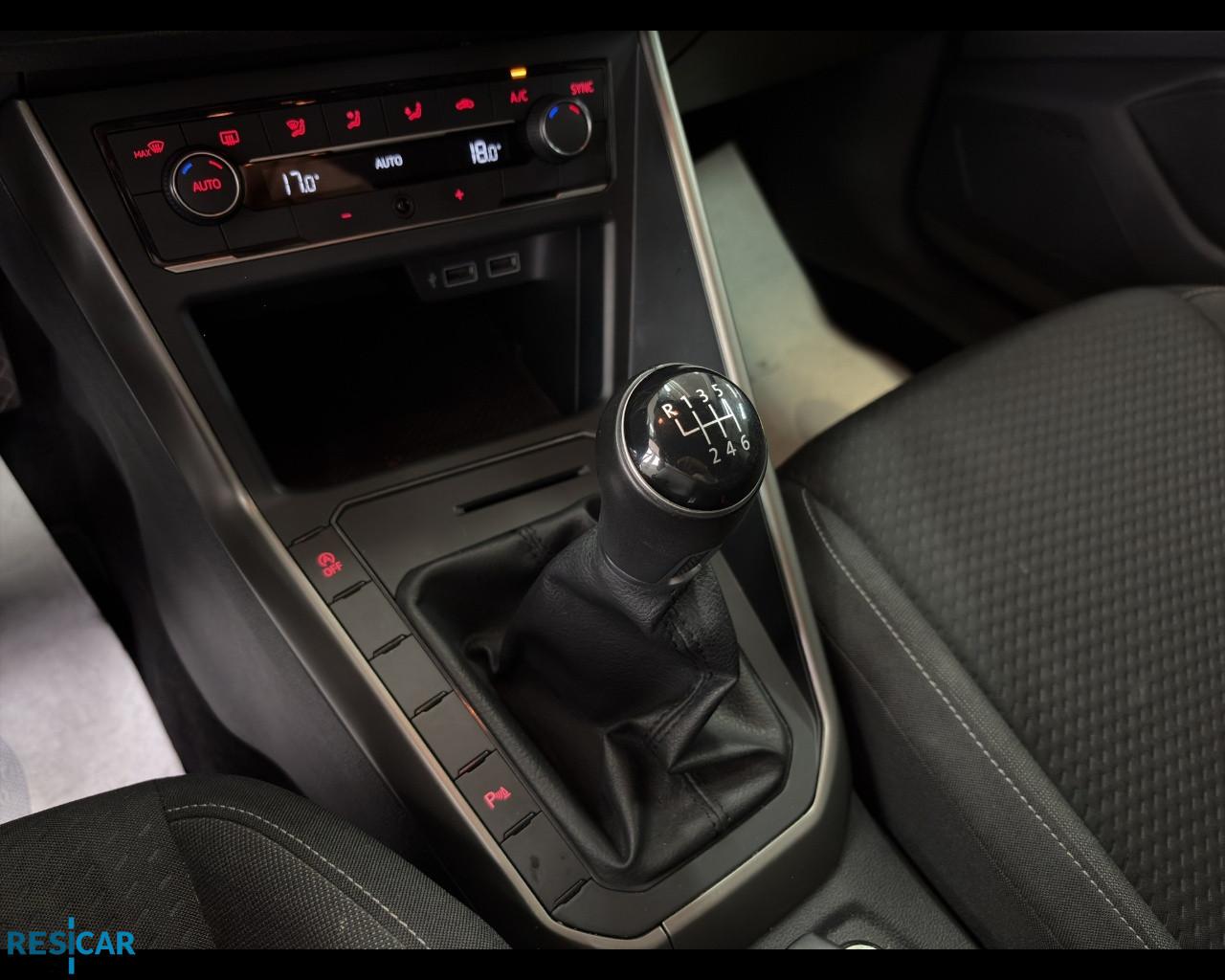 Volkswagen Polo 5p 1.0 tgi Sport 90cv IDONEA NEOPATENTATO