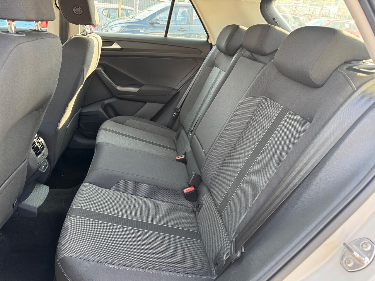 Volkswagen T-Roc 1.0cc TSI 110cv LIFE