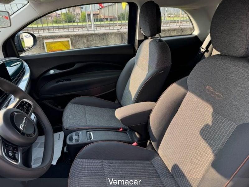 FIAT 500 500e ICON 42kWh (320KM)- solo Km 9700!! NAV - NEOP.!