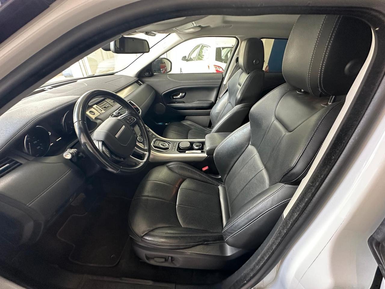 Land Rover Range Evoque 2.0 TD4 180 CV 5p. SE Dynamic