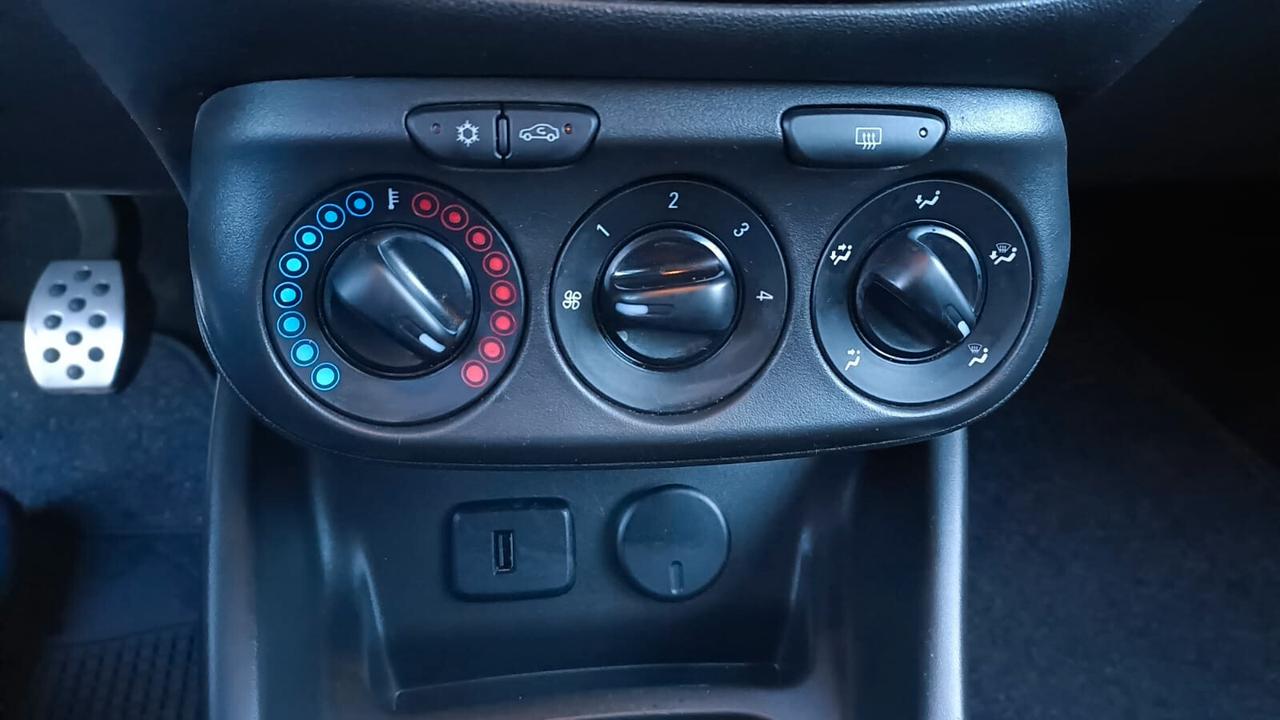 Opel Corsa 1.3 CDTI 75CV 5 porte Black Edition