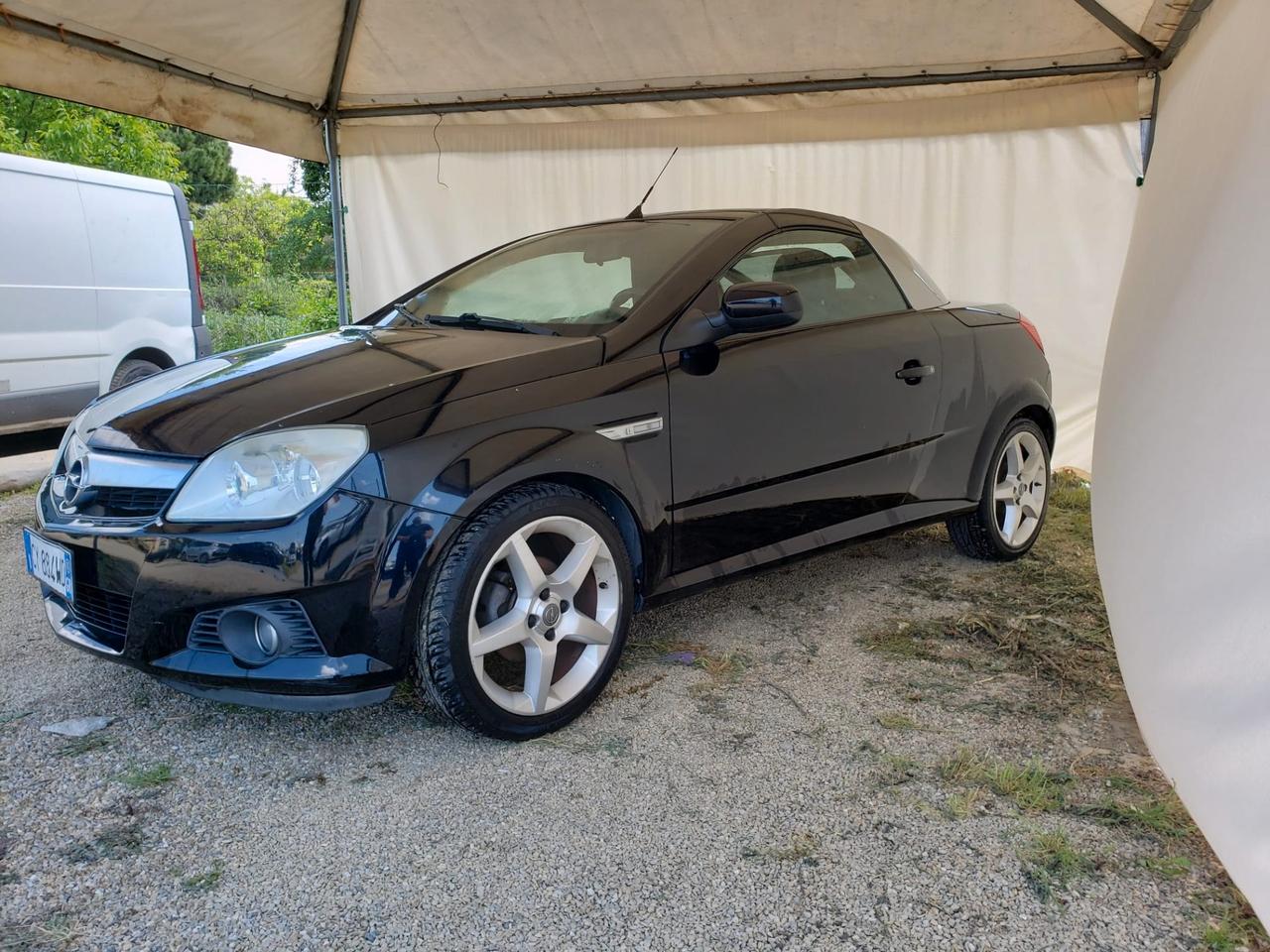 Opel Tigra TwinTop 1.3 CDTI Sport