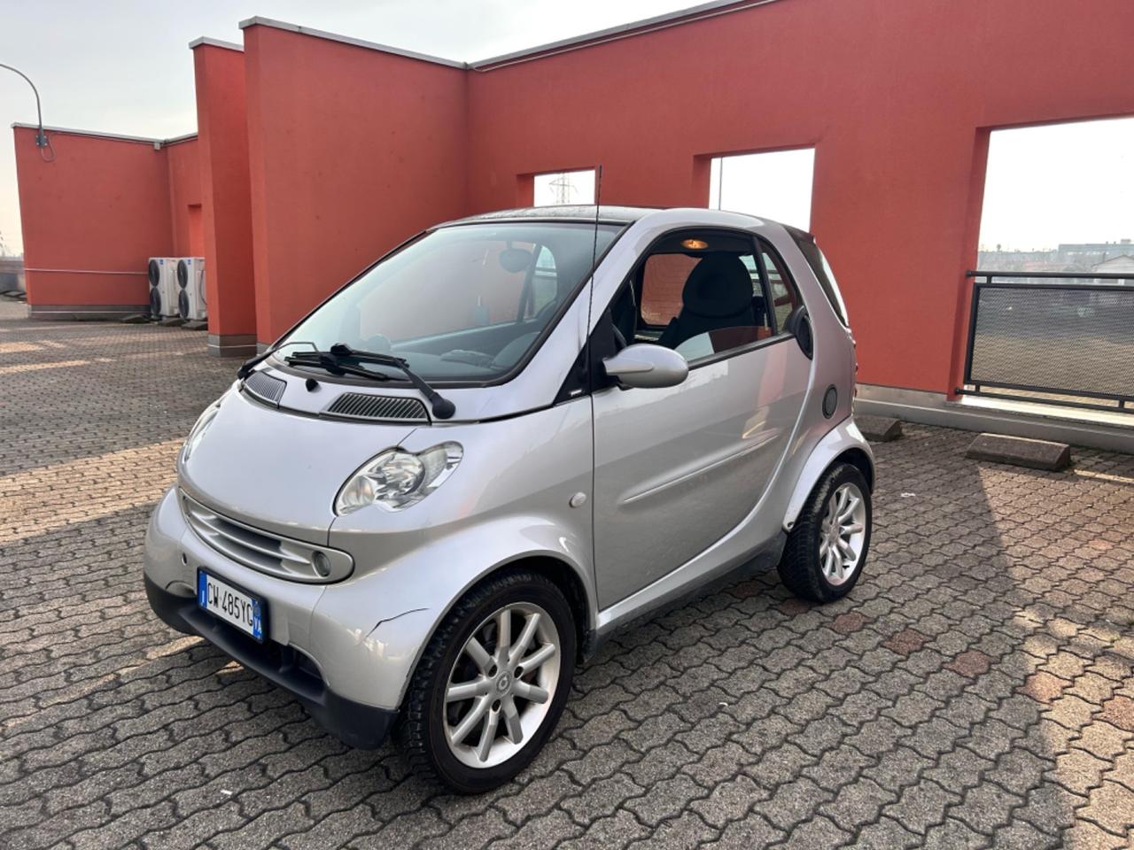 Smart ForTwo 700 coupé pure (45 kW)